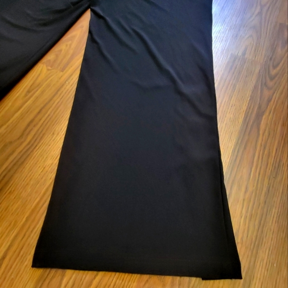 Laura Plus 1x Stretch Leggings – Size Large (32” Waist) – Comfy & Flexible Fit - Picture 8 of 9